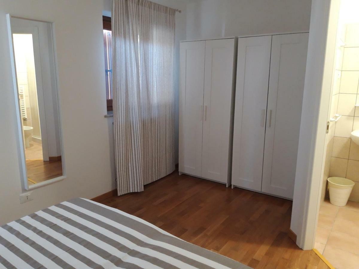 Al 106 Hotel Триест Екстериор снимка